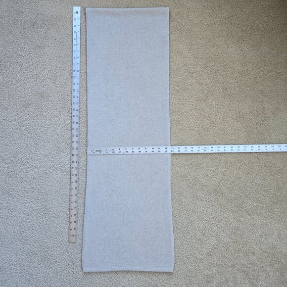 Everlane Accessories - NWOT Everlane Knit Cashmere Scarf Grey
